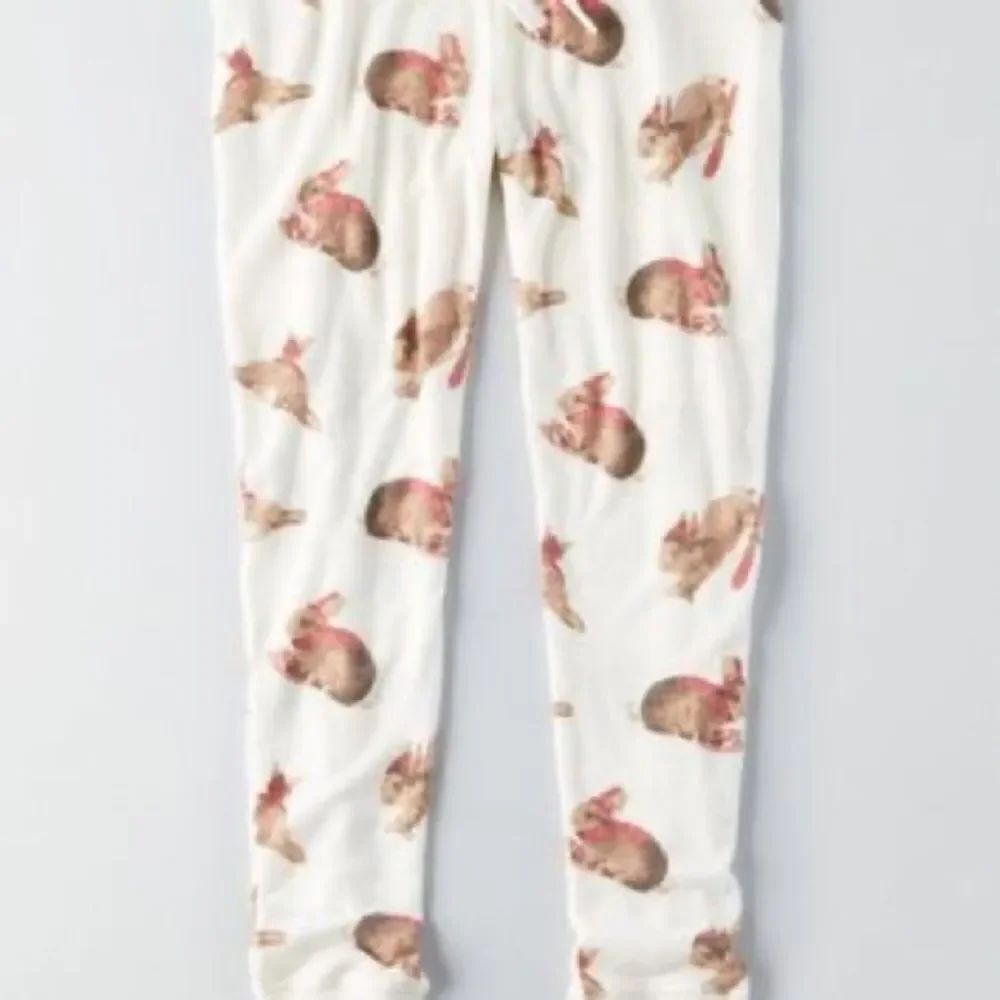 ✨ American Eagle Bunny Jogger PJ✨